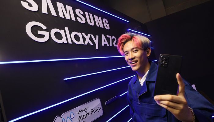 Galaxy A72 และ A52 | A52 5G  สมาร์ทโฟนของ Gen Z การันตีโดย 2 YouTuber