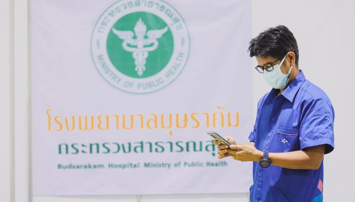 ส่อง บุษราคัม ร.พ.สนามดิจิทัลสู้โควิด-19 เพิ่มขีดความสามารถรักษาผู้ป่วยด้วยเทคโนโลยีอัจฉริยะ