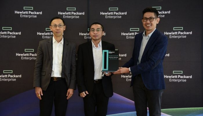 ยิบอินซอย ฉลองคว้าแชมป์ 10 ปีซ้อนสุดยอดตัวแทนจำหน่าย HPE