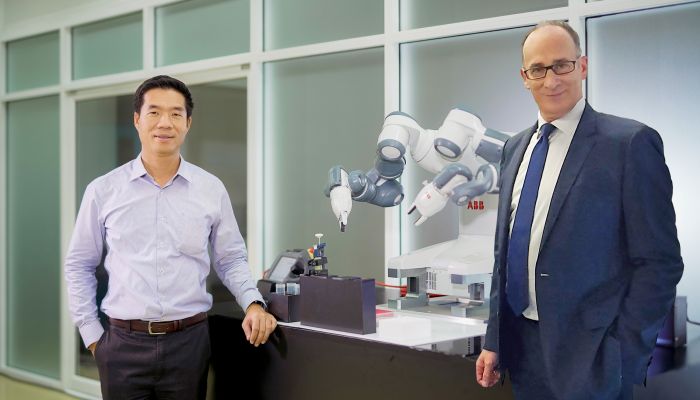 dtac-ABB ผนึกพันธมิตรเชื่อมต่อหุ่นยนต์-เครือข่ายความเร็วสูงฟื้นสัญญาณชีพอุตสาหกรรมไทยสู่ 4.0 พร้อมทุกสถานการณ์