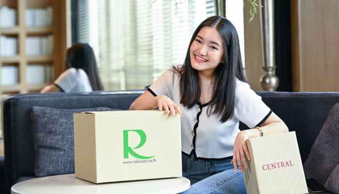 เซ็นทรัล - โรบินสัน ส่งความห่วงใย แนะนำช่องทางการช้อปปิ้ง กับ Central And Robinson With You During Covid-19