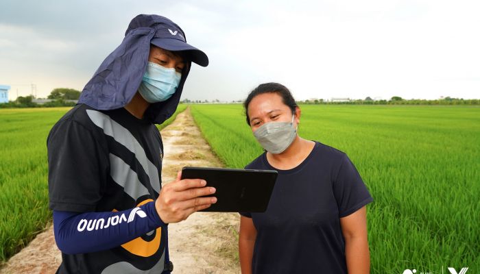 ซัมซุง ร่วมมือ เออาร์วี ผลักดัน Digital Transformation สู่วงการเกษตรกรรมไทย ร่วมสนับสนุนสมาร์ทฟาร์มเมอร์ ชูโซลูชันและโดรนอัจฉริยะฉีดพ่นแปลงเกษตร