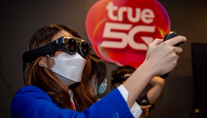 ทรู 5G จับมือ สจล. หนุนภาคการศึกษา เตรียมพร้อมเข้าสู่ยุคเมทาเวิร์ส เปิดศูนย์ KMITL Interactive Digital Center แหล่งวิจัยและการเรียนรู้ด้านเทคโนโลยีความจริงเสมือน และเสมือนจริงแบบครบวงจรแห่งแรกของไทย