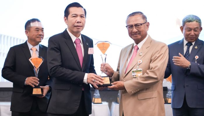 ดีป้า รับรางวัล องค์กรเกียรติยศ จาก หอเกียรติยศ วุฒิสภา เดินหน้าส่งเสริมคนรุ่นใหม่พัฒนาบ้านเกิดสู่เมืองอัจฉริยะอย่างยั่งยืน