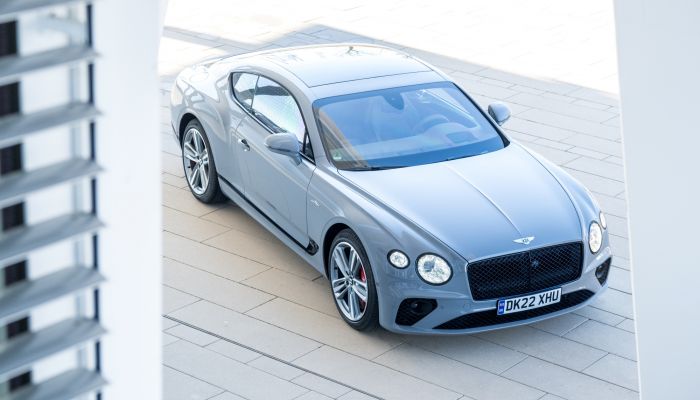 AAS AUTO SERVICE ภูมิใจเสนอ Continental GT V8 คันสุดท้าย  กับ 20 ปีแห่งความสำเร็จที่ถ่ายทอดผ่านซุปเปอร์สปอร์ตคูเป้ตลอด 3 เจเนอเรชัน