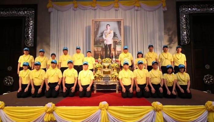 คณะผู้บริหารและพนักงานเอไอเอส ร่วมเป็นเครือข่ายทำความดี จิตอาสาพระราชทาน