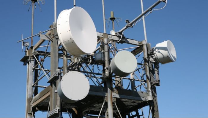 คลื่นไมโครเวฟของสหรัฐฯ โตก้าวกระโดด ความเร็วขยับ 20 Gbps รองรับ 5G ระบบ E-band เร็วกว่า Fiber