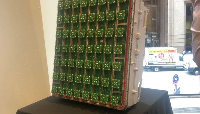สหรัฐฯ เปิดอุปกรณ์ 5G บนคลื่นความถี่ 2.5 GHz ทำงาน 2 ระบบสลับ 4G บน E-UTRAN New Radio (ENDC) ติดตั้งบนเสาไฟ
