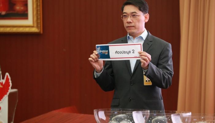 เลขาธิการ กสทช. นำสื่อมวลชนเยี่ยมชมห้องประมูล 5G โชว์ความพร้อมสำหรับการประมูล 5G ในวันอาทิตย์ที่ 16 ก.พ.นี้