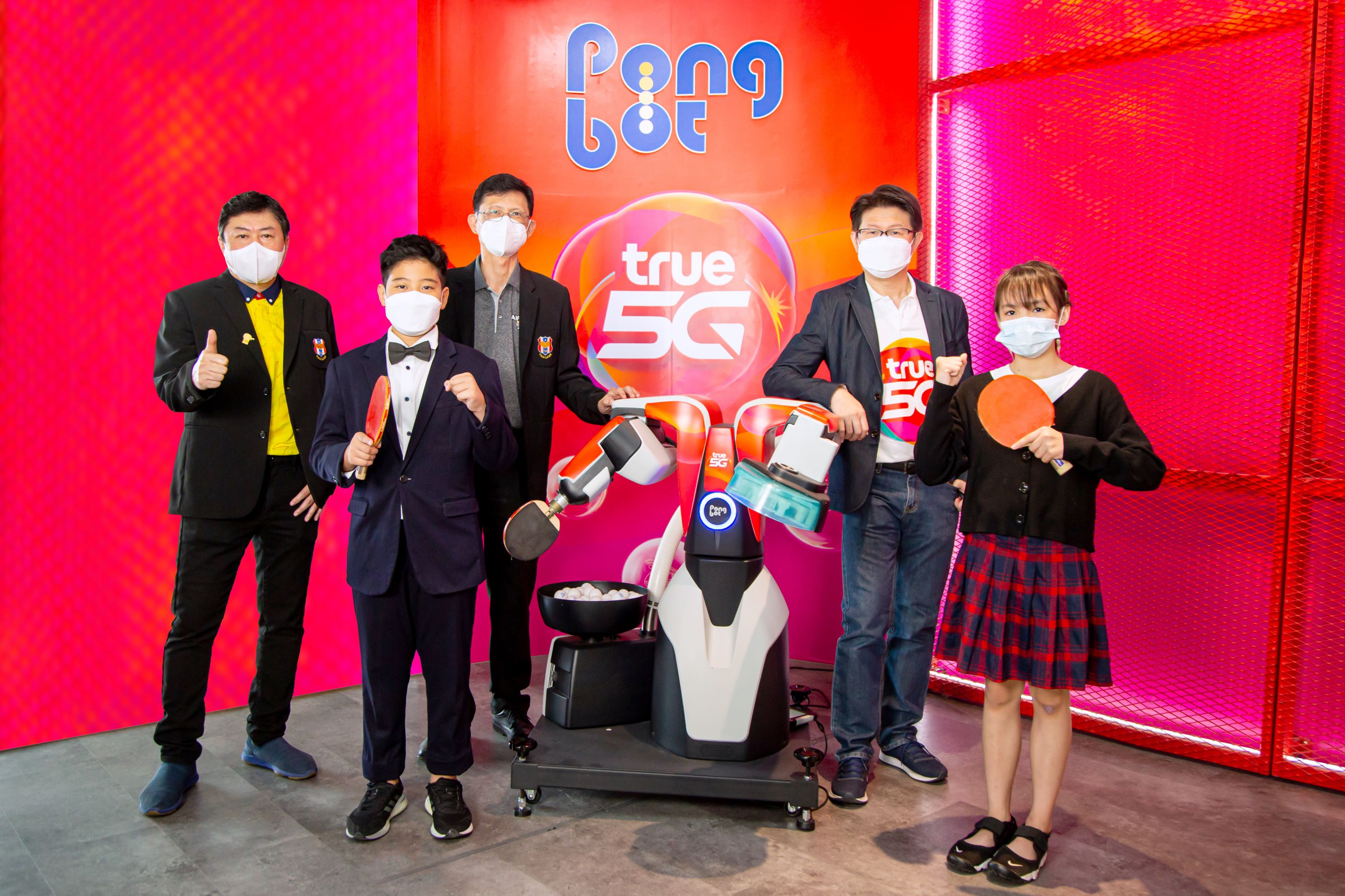 ซุปเปอร์โค้ชฝึกปิงปองยุคดิจิทัล ตัวแรกของไทย ทรู 5G จับมือ สมาคมกีฬาเทเบิลเทนนิสแห่งประเทศไทย ดึง “Pongbot” หุ่นยนต์ฝึกปิงปองอัจฉริยะ เสริมแกร่งนักกีฬาไทยสู่สากล   