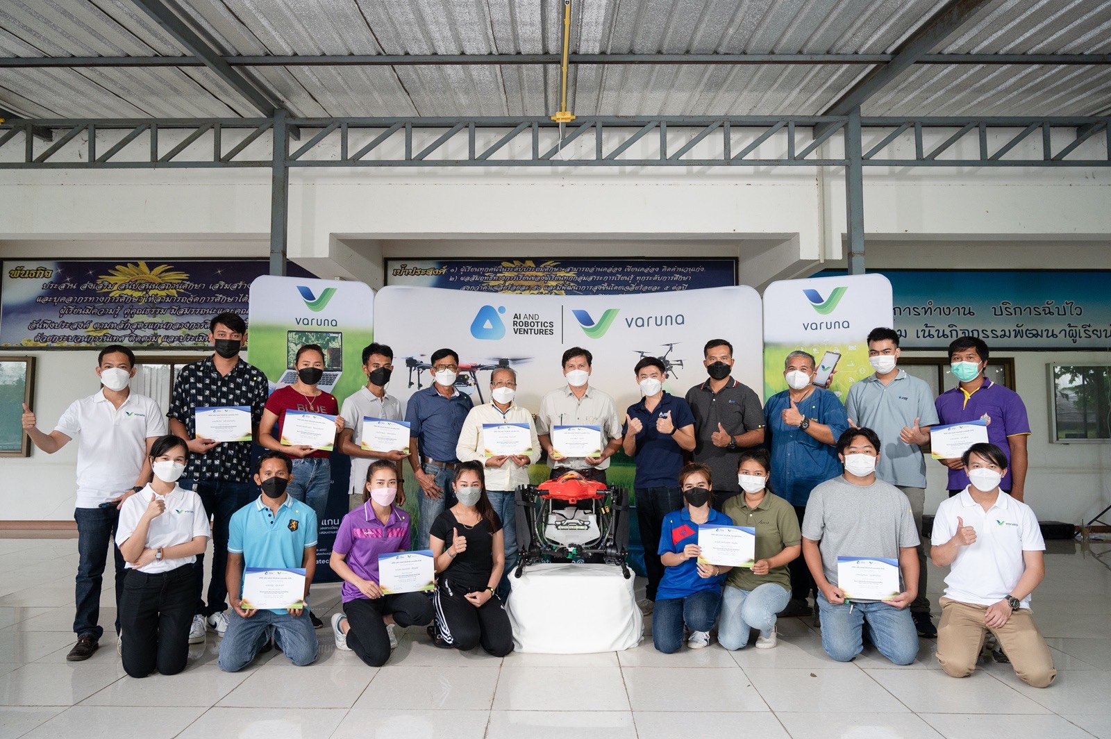 VARUNA ผู้นำด้านเทคโนโลยีเพื่อการเกษตรของไทย ภายใต้เครือ ARV ผนึก Samsung สร้างสรรค์โครงการ “อบรมทักษะการบินโดรนแก่เกษตรกร”มุ่งพลิกโฉมเกษตรกรรมไทยสู่ยุคสมาร์ทฟาร์ม
