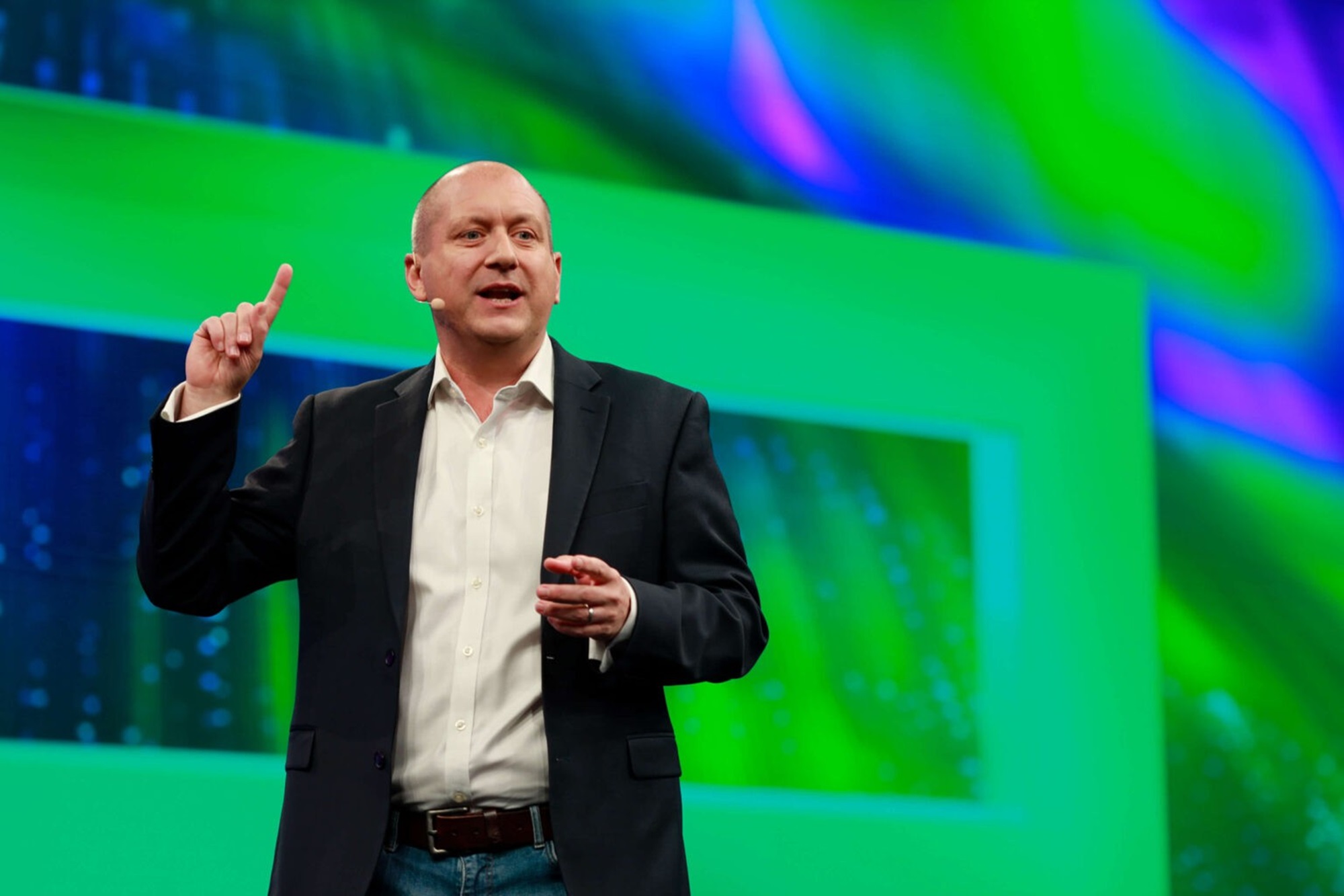 HPE ประกาศเปิดตัว VM Essentials ทั่วโลก ให้การปรับใช้เวอร์ชวลไลเซชั่นแบบไฮบริดคลาวด์เป็นเรื่องง่าย